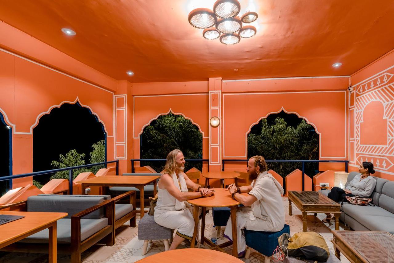 Albergue Madpackers Pushkar Exterior foto