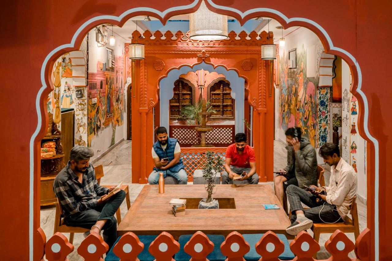 Albergue Madpackers Pushkar Exterior foto