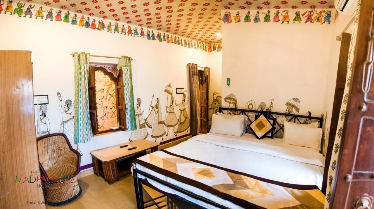 Albergue Madpackers Pushkar Exterior foto